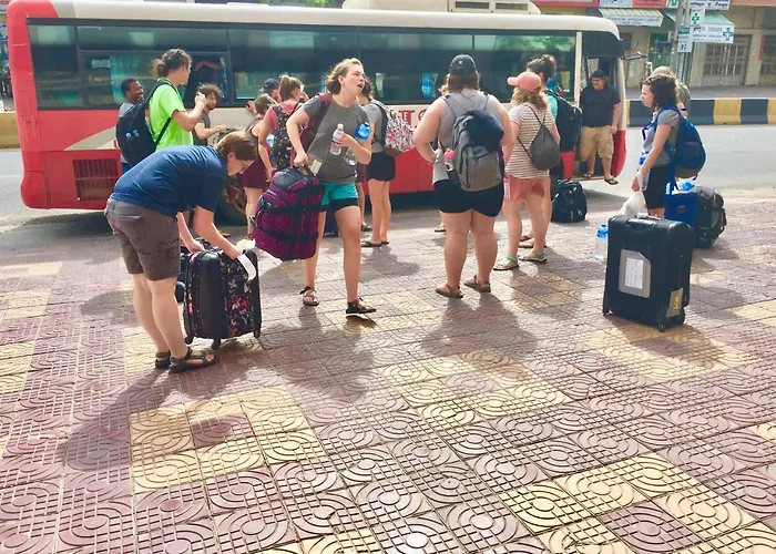 Good Luck Day Hotel & Apartment